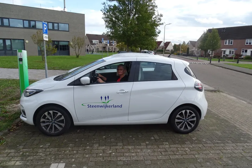 tiny bijl elektrische auto 50