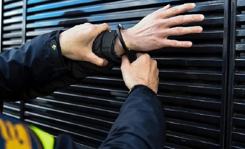 aanhouding boeien006