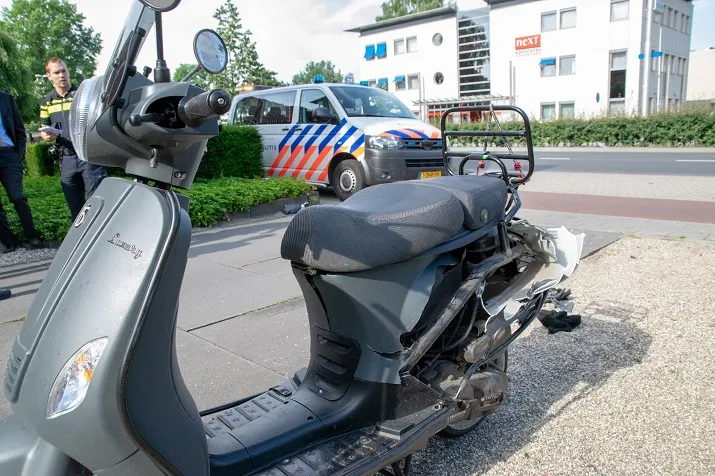 aanrijding ringbaan west scooter