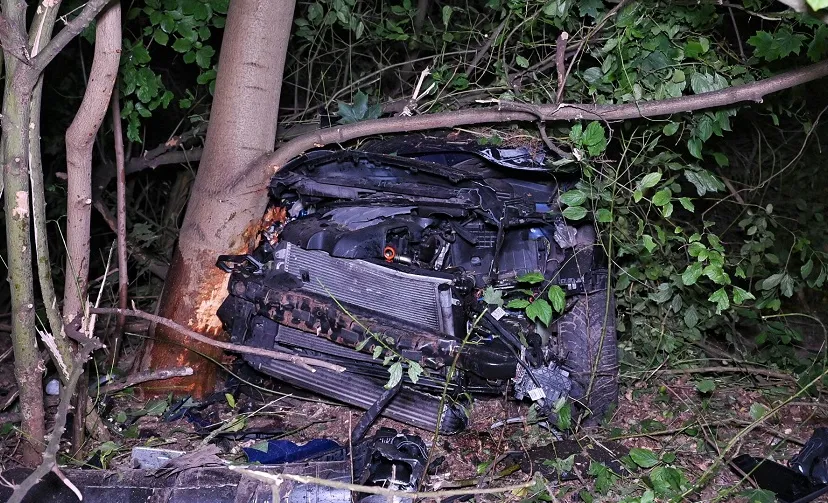 automobilist ernstig gewond bij ongeluk prof van buchemlaan