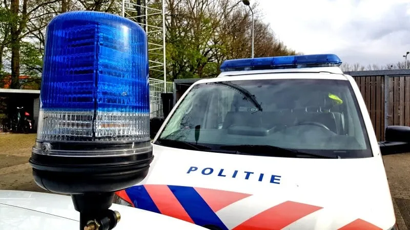 blauw zwaailicht met politiewagen paul francken
