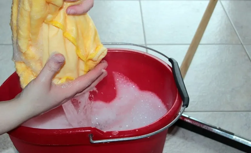 cleaning bucket 1290940 1920