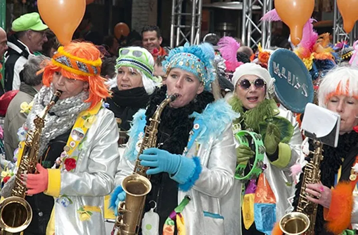 csm carnaval e7882232cd