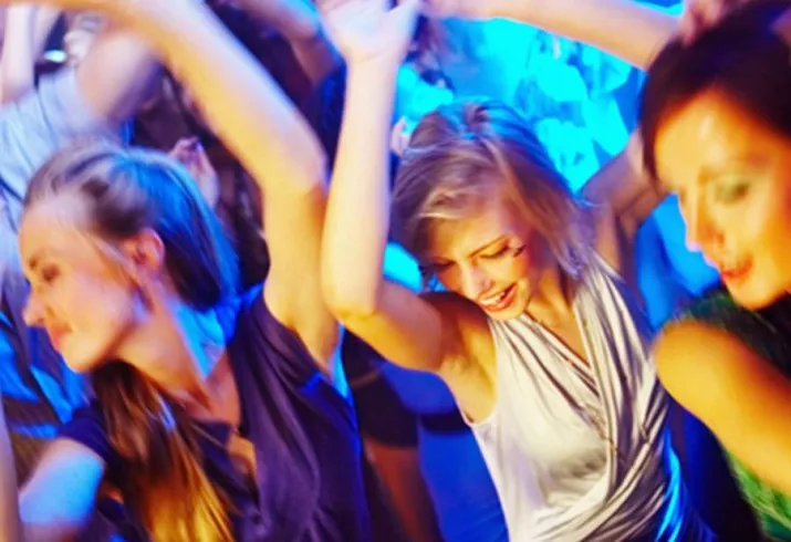 csm dansende meiden bijgesneden b564c1a864