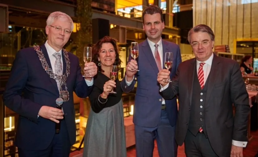 csm opening lochal 528377e4fe