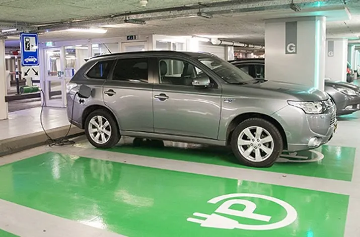 csm pieter vreedeplein garage bijgesneden 4c318bc043