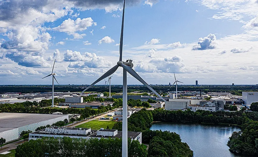 csm windmolen bij gebouwen 986ffb93ea