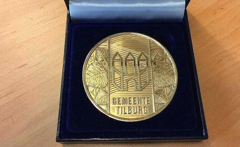 gouden erepenning 557db92d93