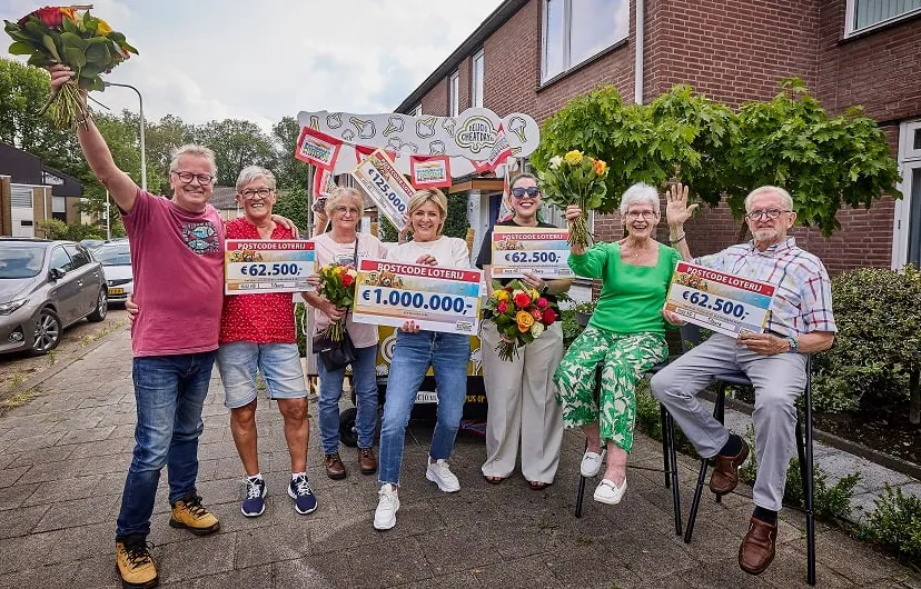 inwoners tilburg winnen superpostcodeprijs van 1 miljoen euro