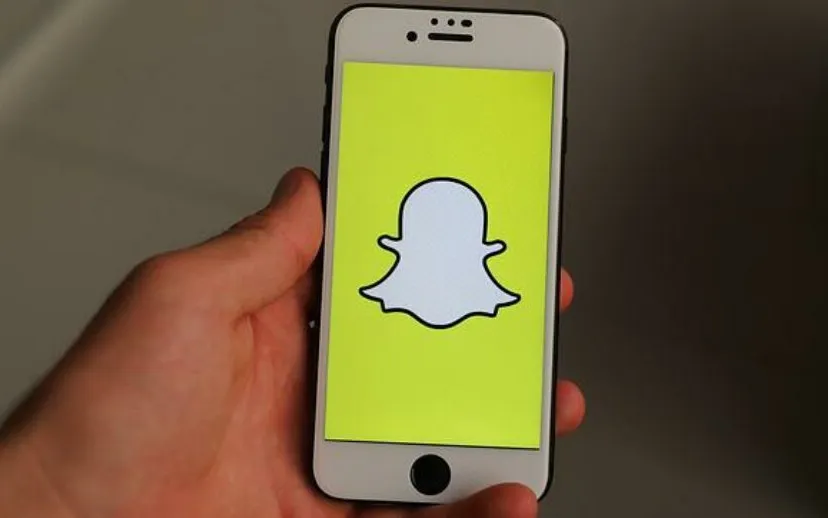 iphone g101c4d093 640 915x518 1