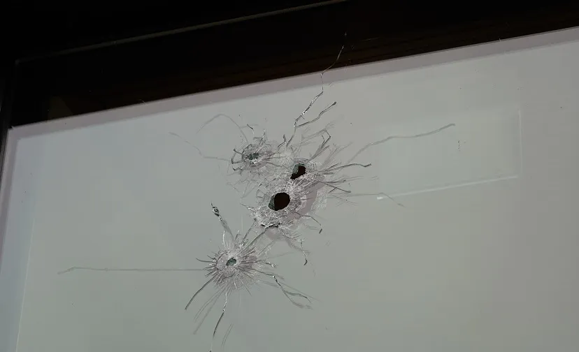 kogelgaten rooie pannen