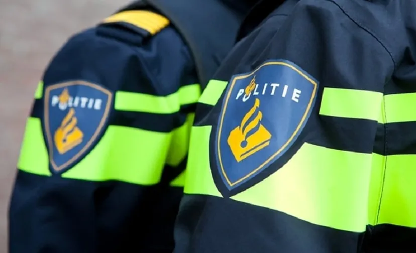 mouw nieuwe uniform politie