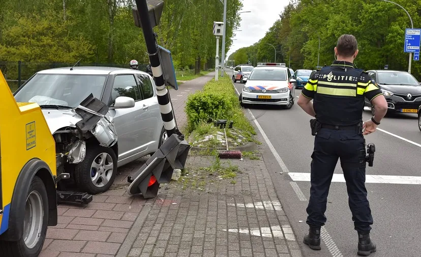 ongeluk bredaseweg tilburg