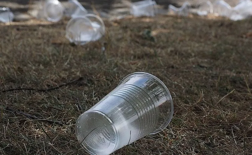 plastic bekers 33727870a2