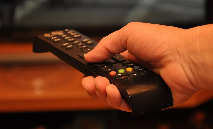 remote control 4891936 1920