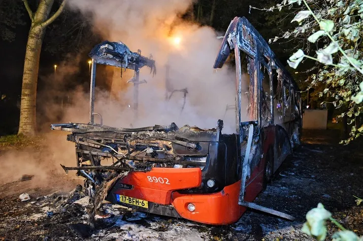 stadsbus in brand