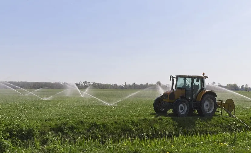 tractor g22550912e 1920