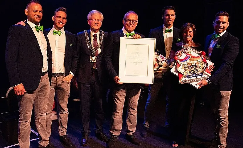 vanlieshout 41e9680a96