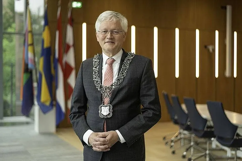 csm burgemeester raadzaal 127686d480