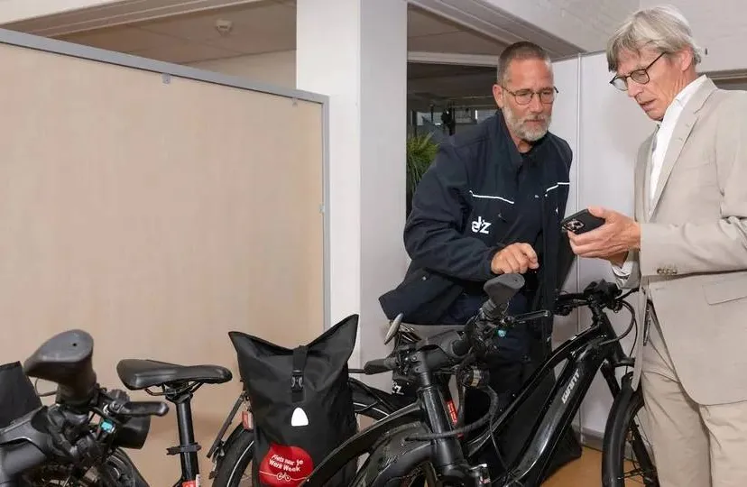 bart-berden-en-serge-leenfiets-naar-je-werk-web1600-688c7c358dd56