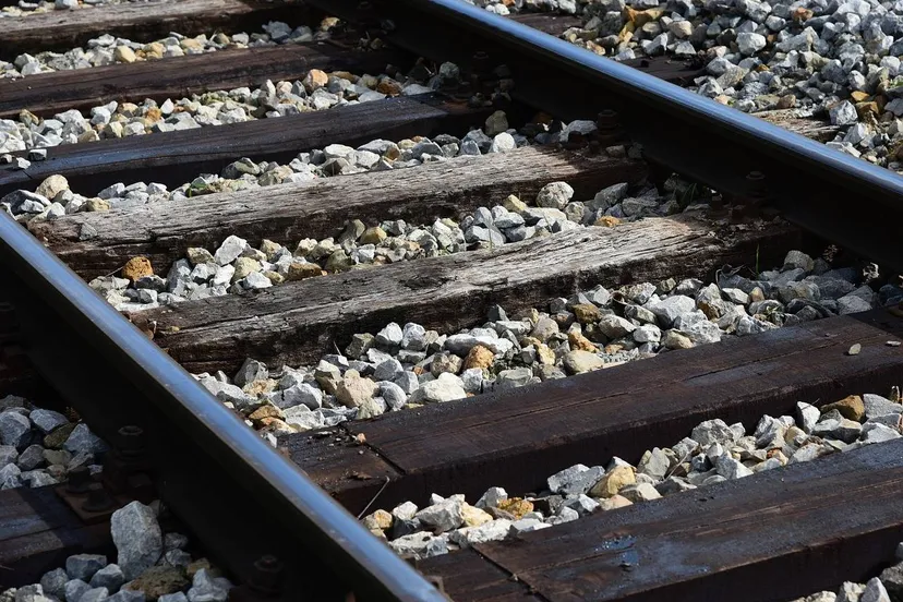 railway-7914047_1280