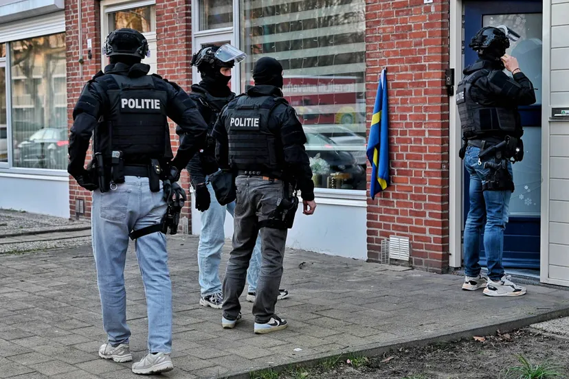 5469df94-5491-4272-94a1-ce9a523f0926