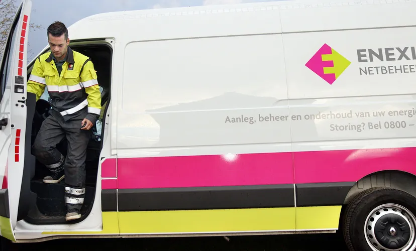 0e37b87b 5b5b 416d a3e6 fe67d27f8241 1