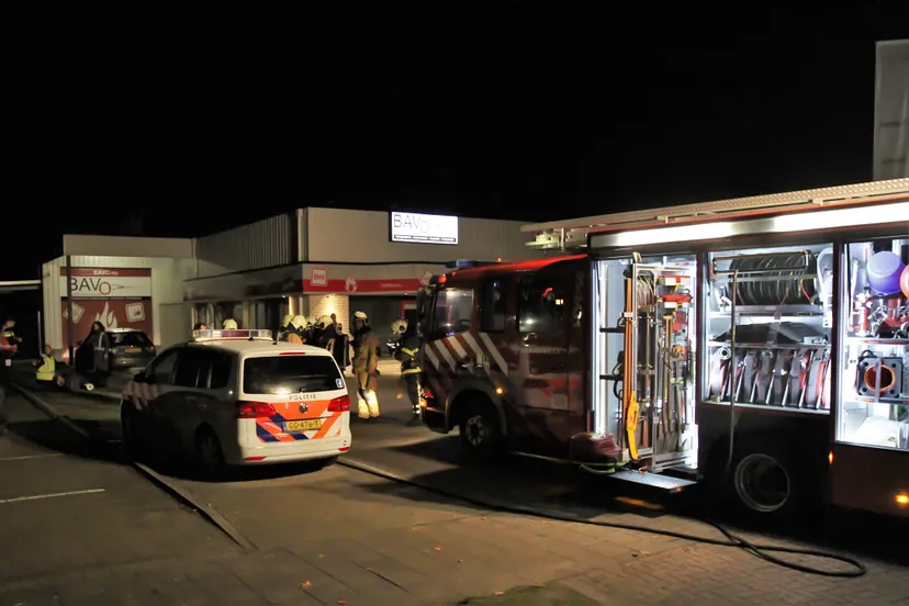 18110799 32224 newsunited