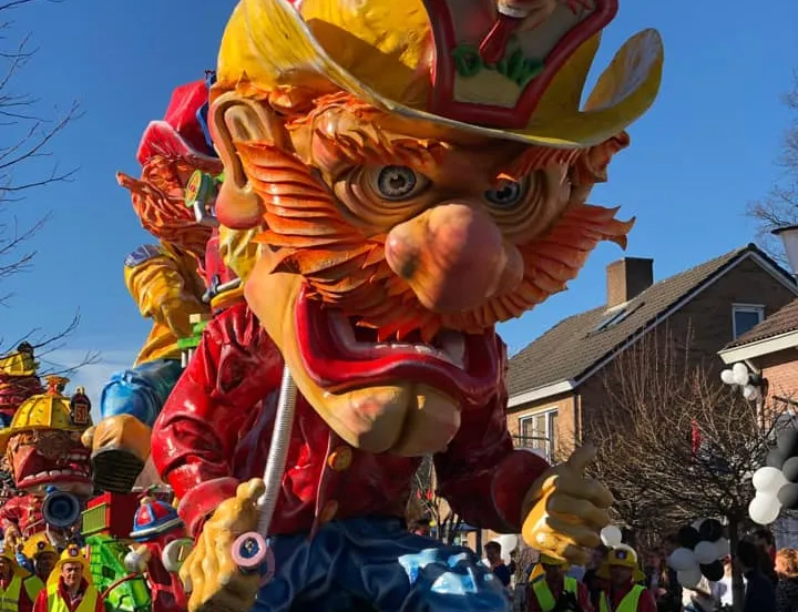 52859678 2363486116995459 214156093104848896 n