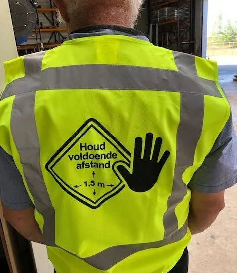 afstands aanduiding veiligheidshesje tubbergen e1588061503649