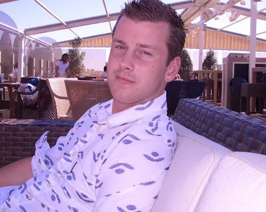 alyfe6twleufp1vhder2jfnvw 225191