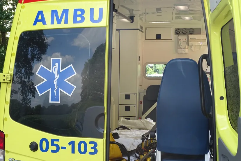ambulance achter