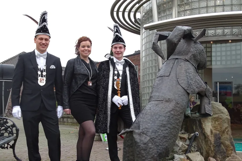 aq9kds2140l4z4j4srvmgr5n9 dsc003001