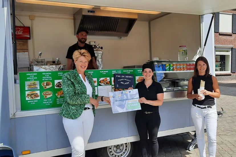 bekhuis en menderink bij fimi en henrys foodtruck e1591171251986