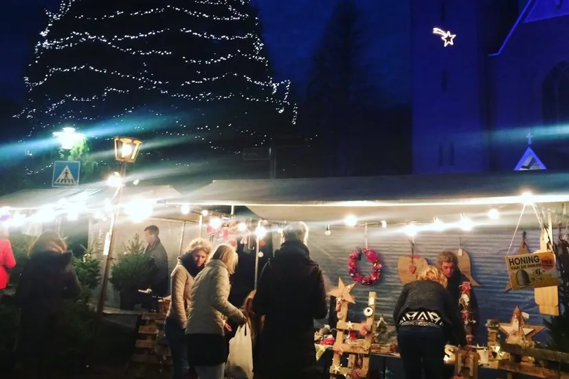 cwhqg1yweaezdiv e1512888101457