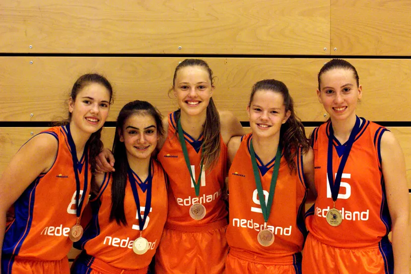 d08oao2qck30f10d9mwfvwqzk nederlands team u14
