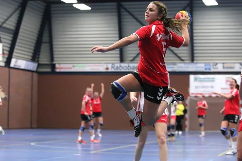 elcjc8dap80oibk3v3m1pm3ve stevo dames 1 hve 2000 foto cb 136a