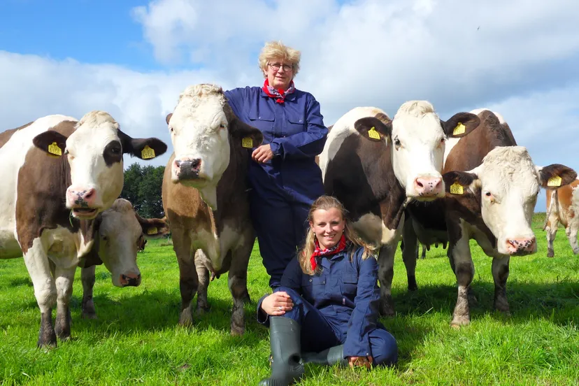 eline en dinie in t land bewerkt