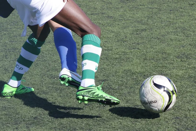 football 1043599 1920