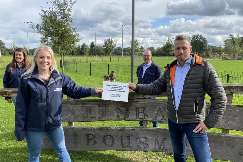 foto dotatie ijsbaan