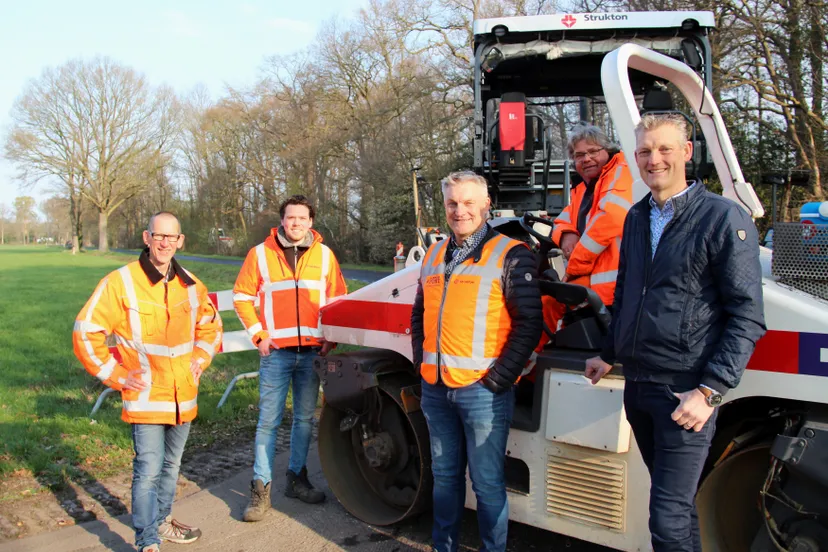 groepsfoto werkzaamheden asfaltonderhoud
