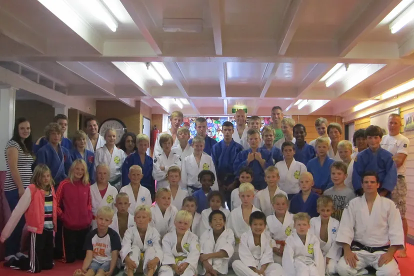 h1exf0bbp9w97hk2yf3p174g2 thag