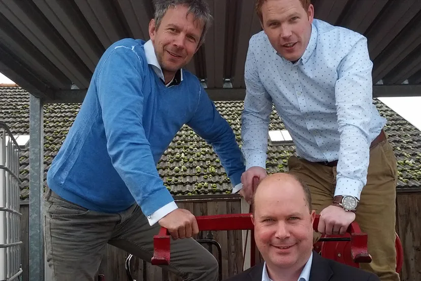 ia4kvilxl66un61cmnooj7r4c 2014 04 14 13 2