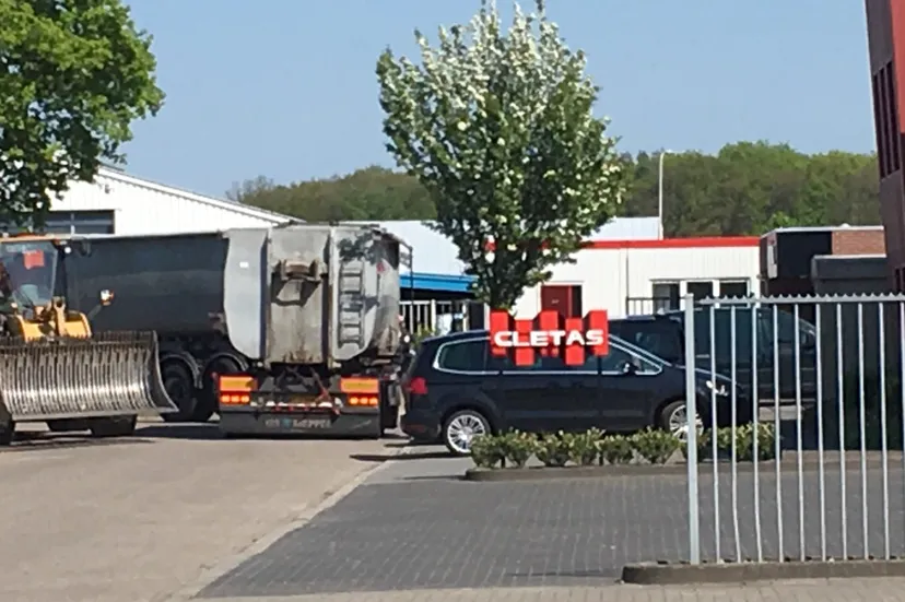 img 7714 e1526475650196