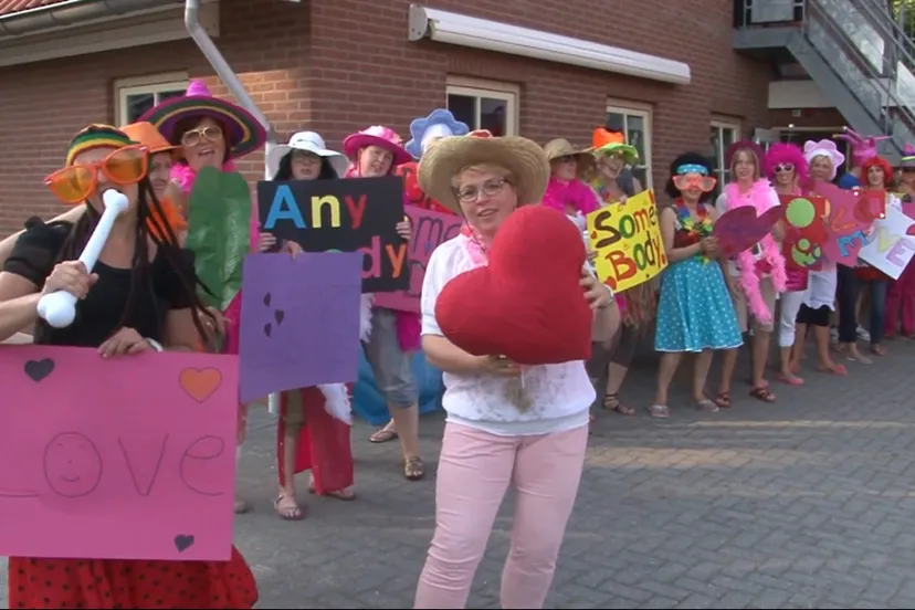 imm12ieihiv1b732gwhxrzly5 lipdub de boerderij