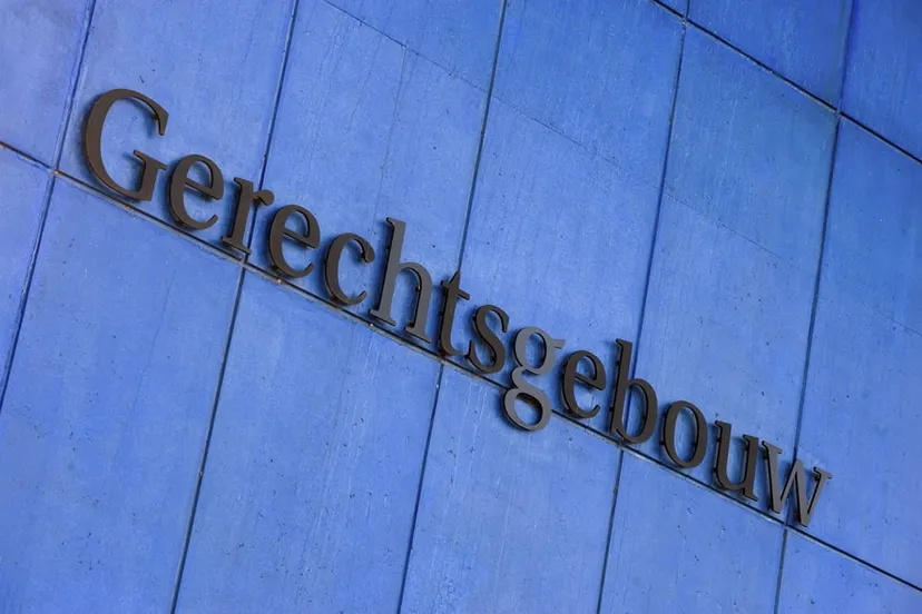 invdi8ui5eb5w90njhvdlmzb6 gerechtsgebouw robert hoetink