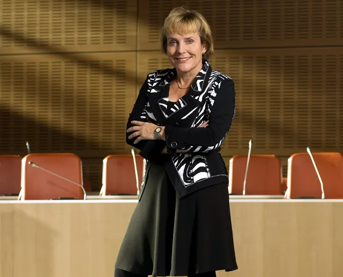 j2xfwxxpi0b048ey6hehux300 ank bijleveld