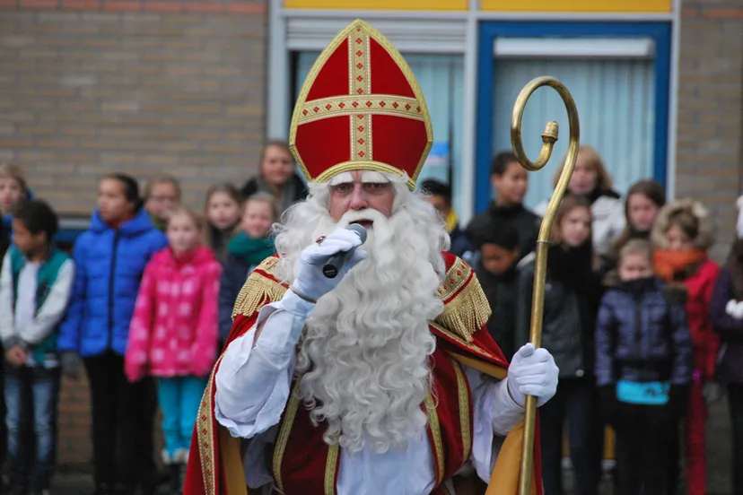 kpyr0kh6tvpadyzhfbmdubijv sinterklaas