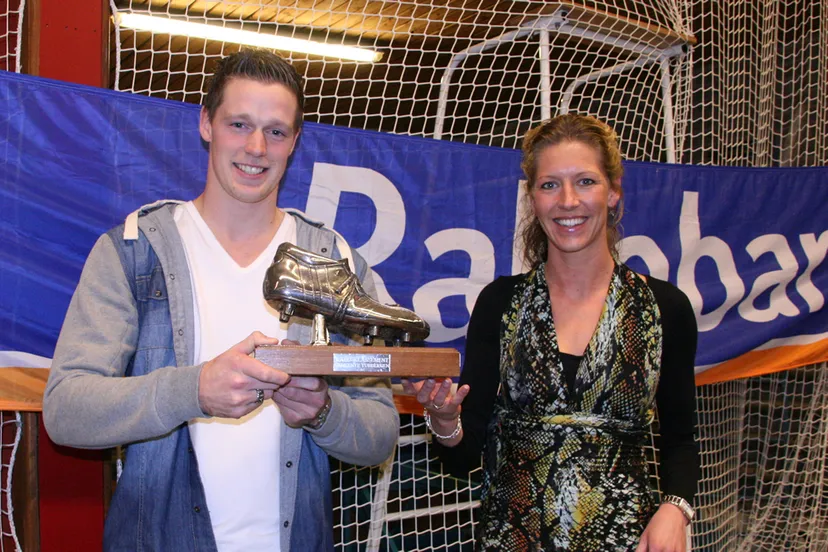 llr0o3v4rdcb4o2g14wd968vp 198095