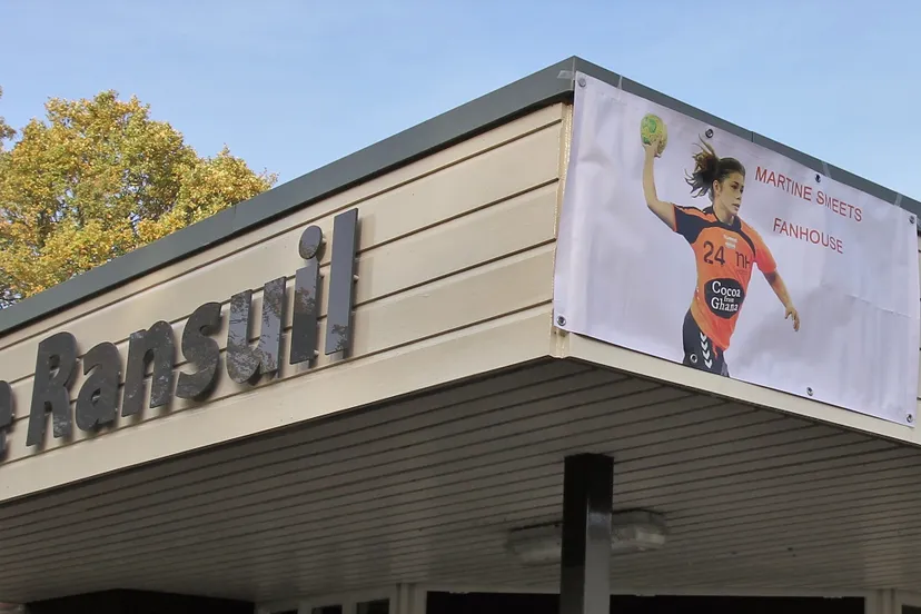 martine smeets fanhouse in sporthal de rans uil foto clemens brughuis 2